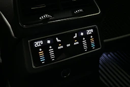 musta Audi A6 2024 kuva 18.