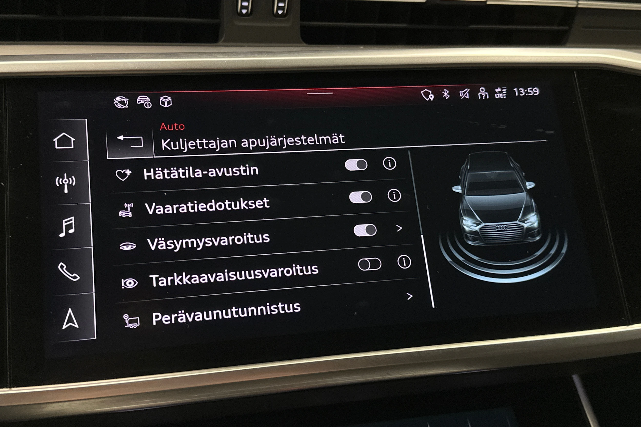 musta Audi A6 2024 kuva 30.