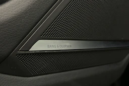 musta Audi A6 2024 kuva 34.