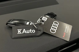 musta Audi A6 2024 kuva 35.