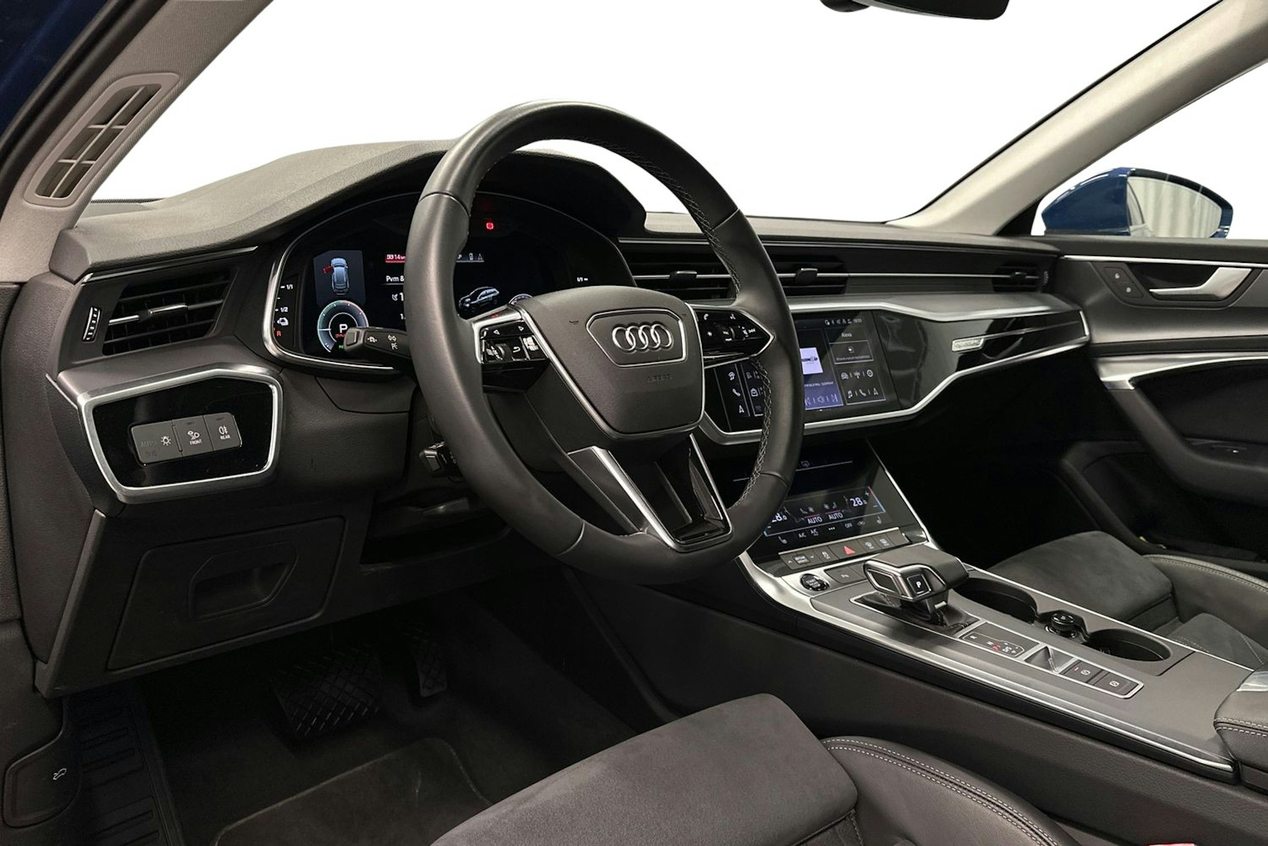 sininen Audi A6 2024 kuva 7.
