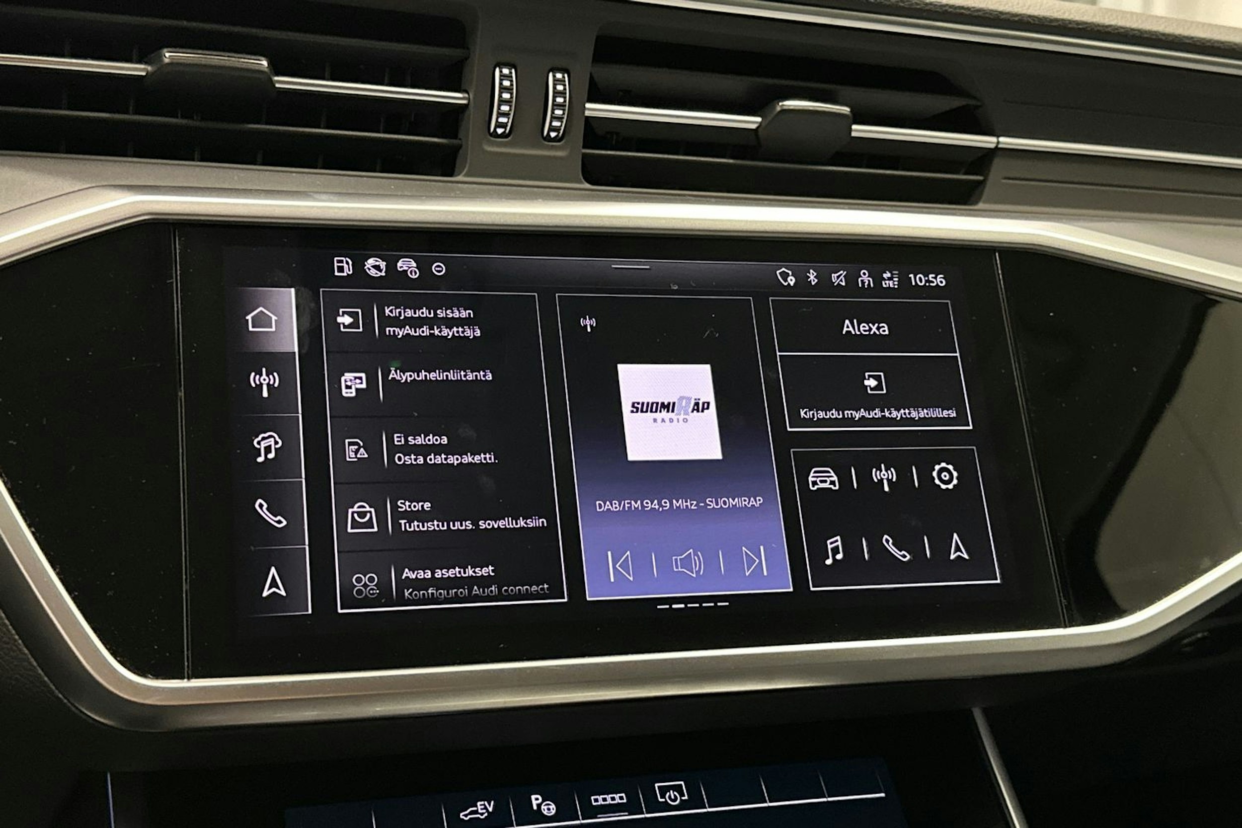 sininen Audi A6 2024 kuva 26.