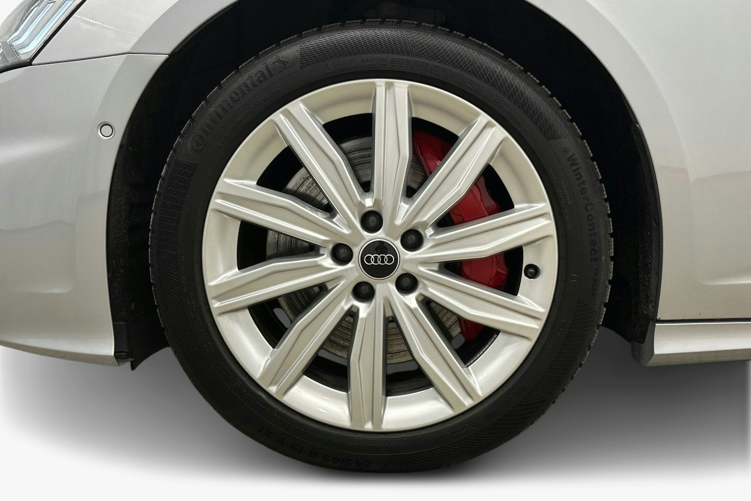 hopea Audi A6 2024 kuva 9.