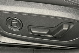 hopea Audi A6 2024 kuva 18.