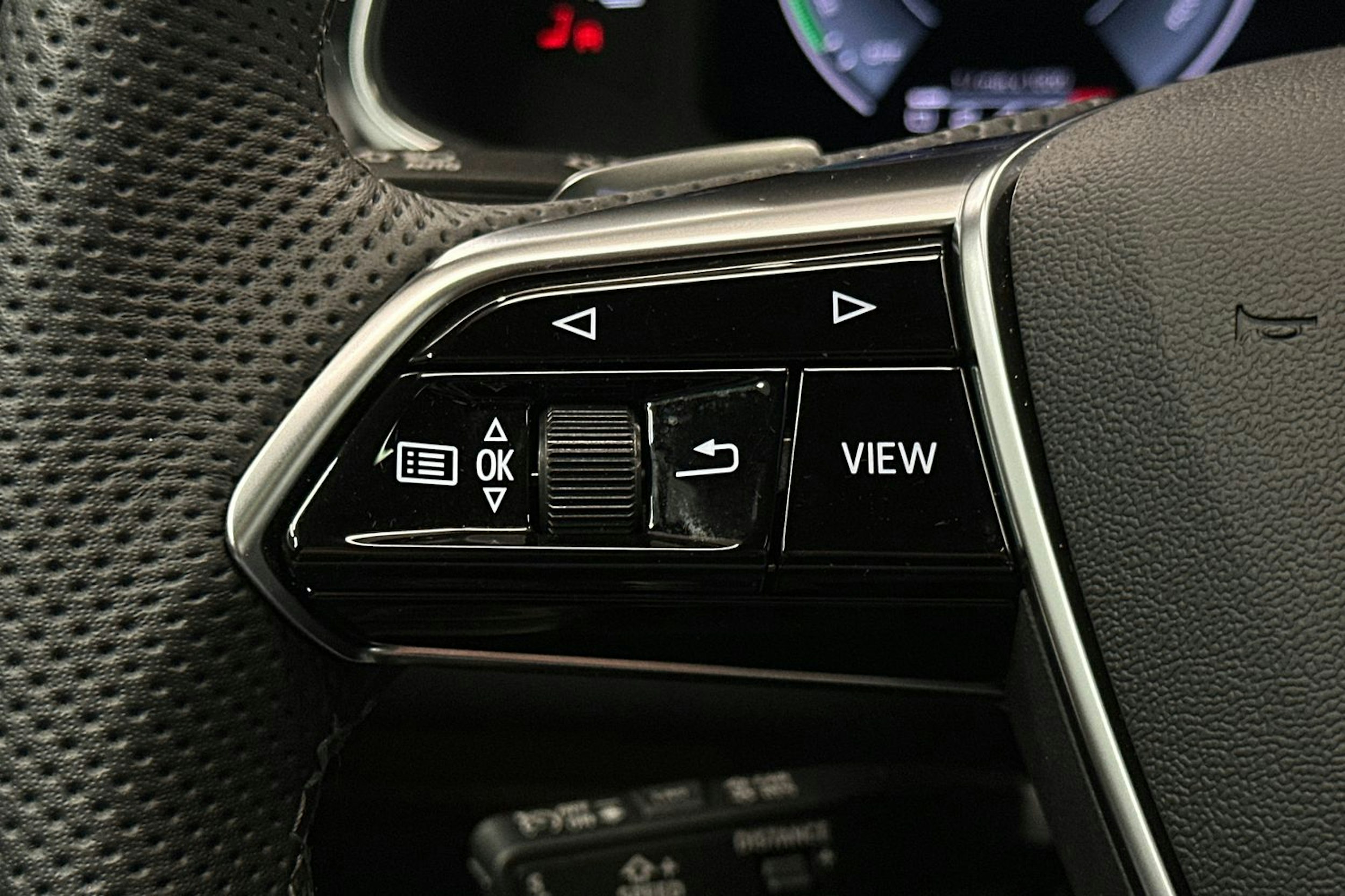hopea Audi A6 2024 kuva 21.