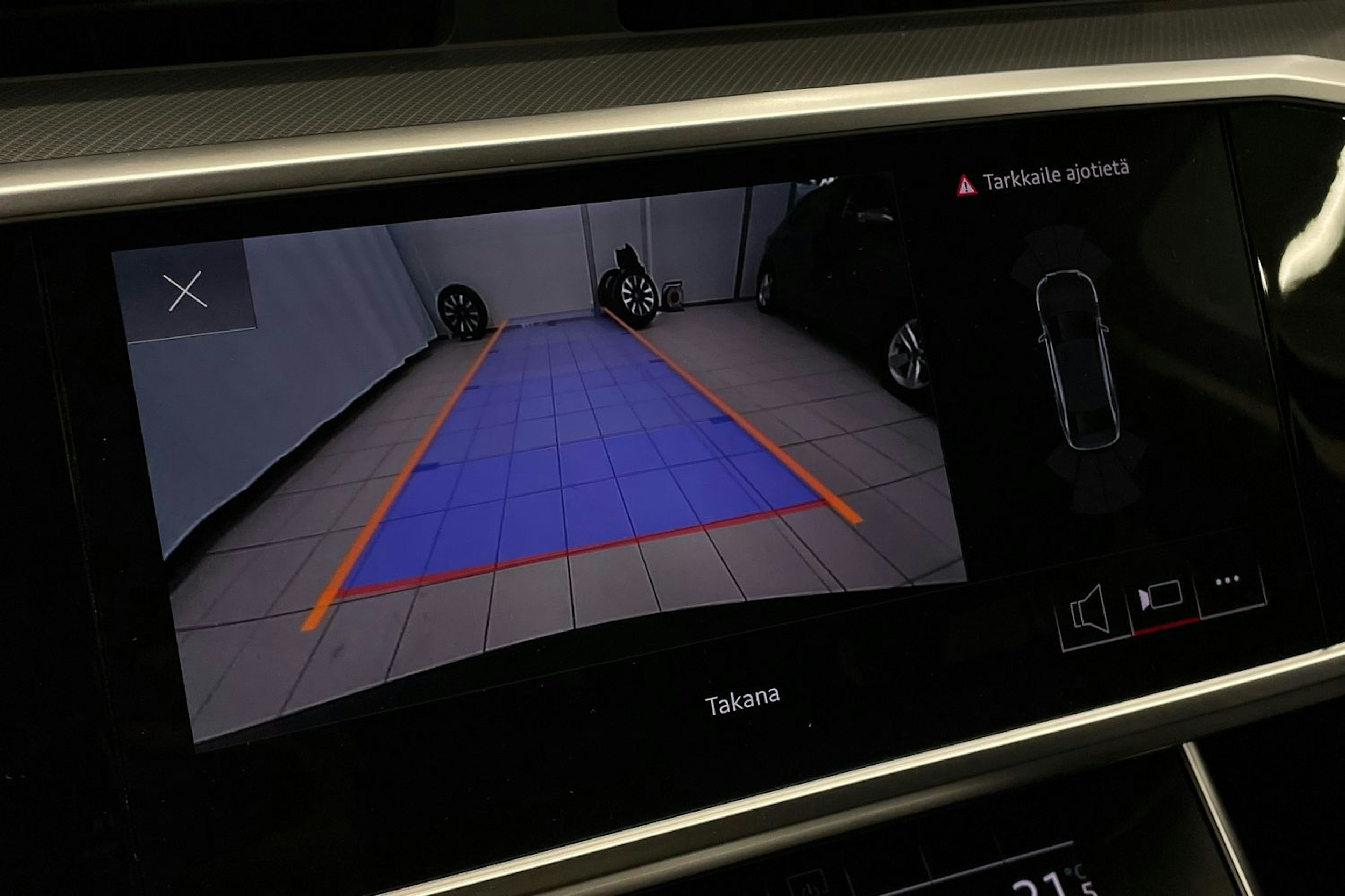 Harmaa Audi A6 2024 kuva 24.