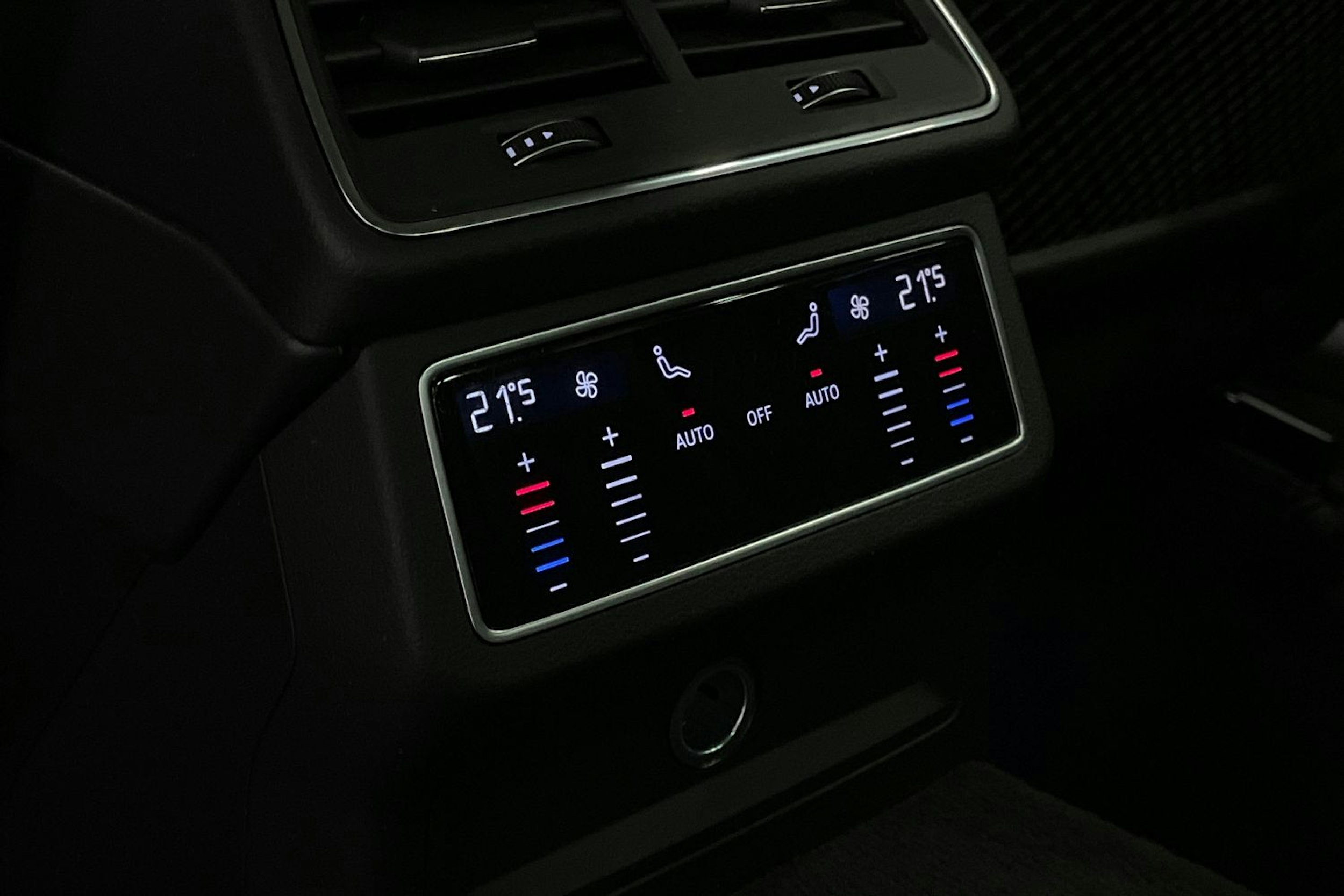 Harmaa Audi A6 2024 kuva 25.