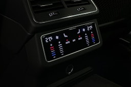 Harmaa Audi A6 2024 kuva 25.