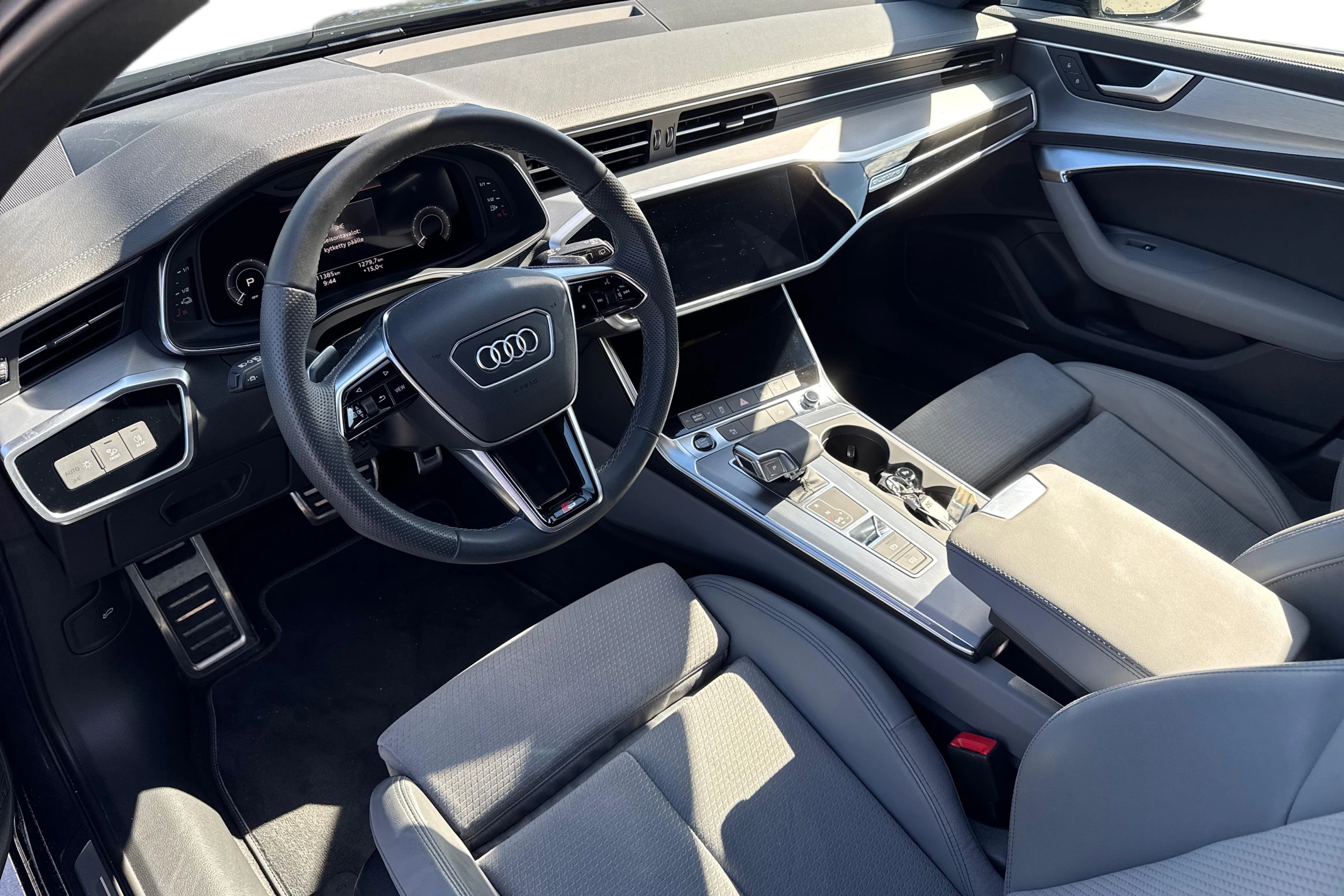 Harmaa Audi A6 2024 kuva 3.