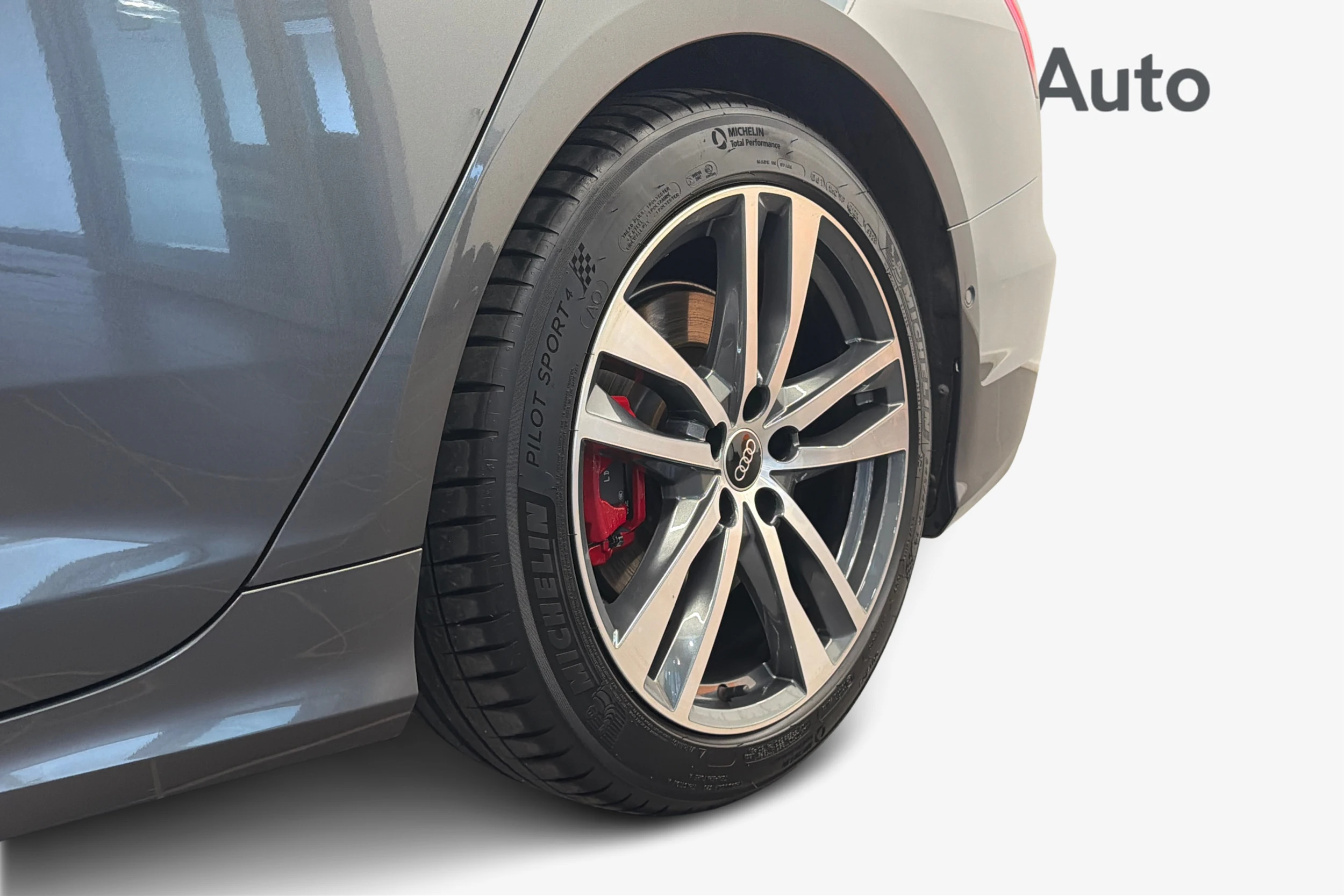 Harmaa Audi A6 2024 kuva 9.
