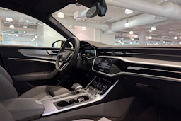 Harmaa Audi A6 2024 kuva 16.