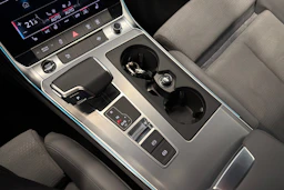 Harmaa Audi A6 2024 kuva 25.