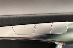 punainen Audi A6 2024 kuva 22.