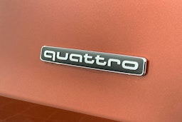 punainen Audi A6 2024 kuva 24.