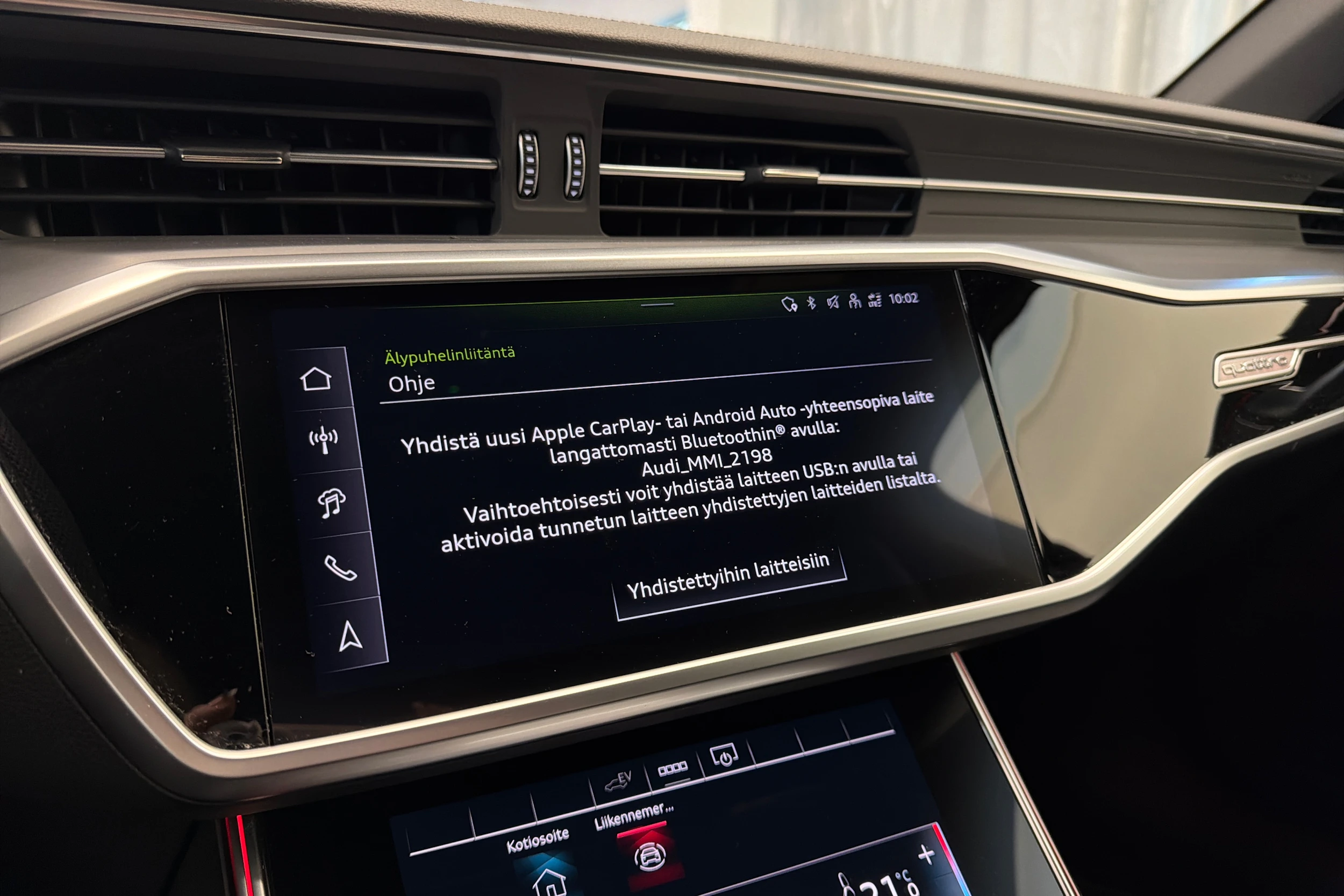 punainen Audi A6 2024 kuva 26.