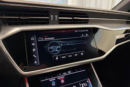 punainen Audi A6 2024 kuva 29.
