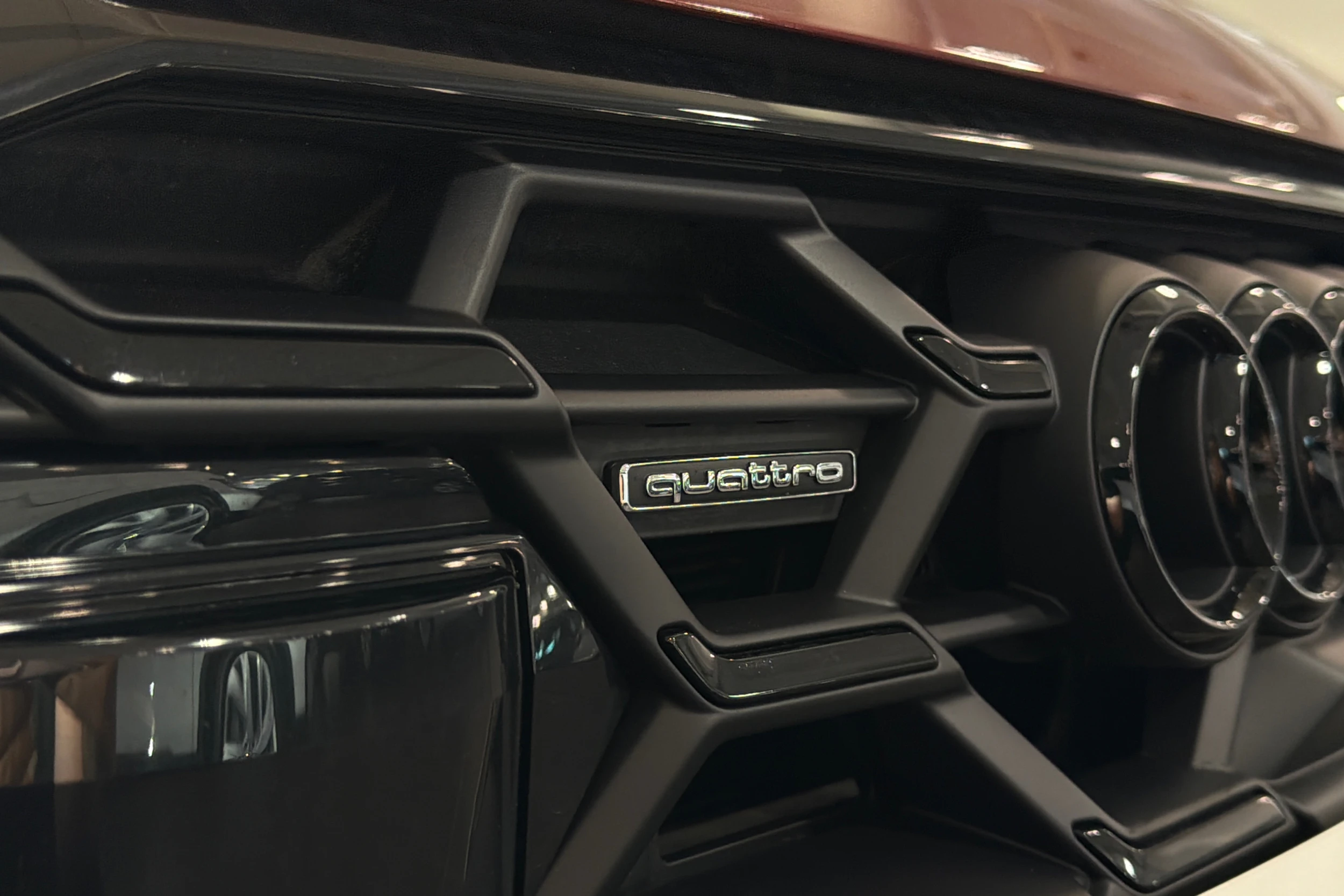 punainen Audi A6 2024 kuva 35.