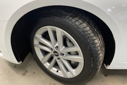 valkoinen Audi A6 2024 kuva 10.