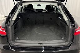 Musta Audi A6 2024 kuva 16.