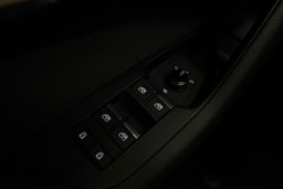 Musta Audi A6 2024 kuva 23.