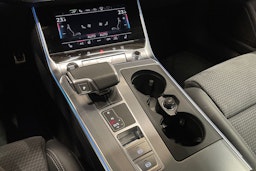 Harmaa Audi A6 2024 kuva 26.