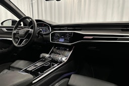 punainen Audi A6 2024 kuva 15.