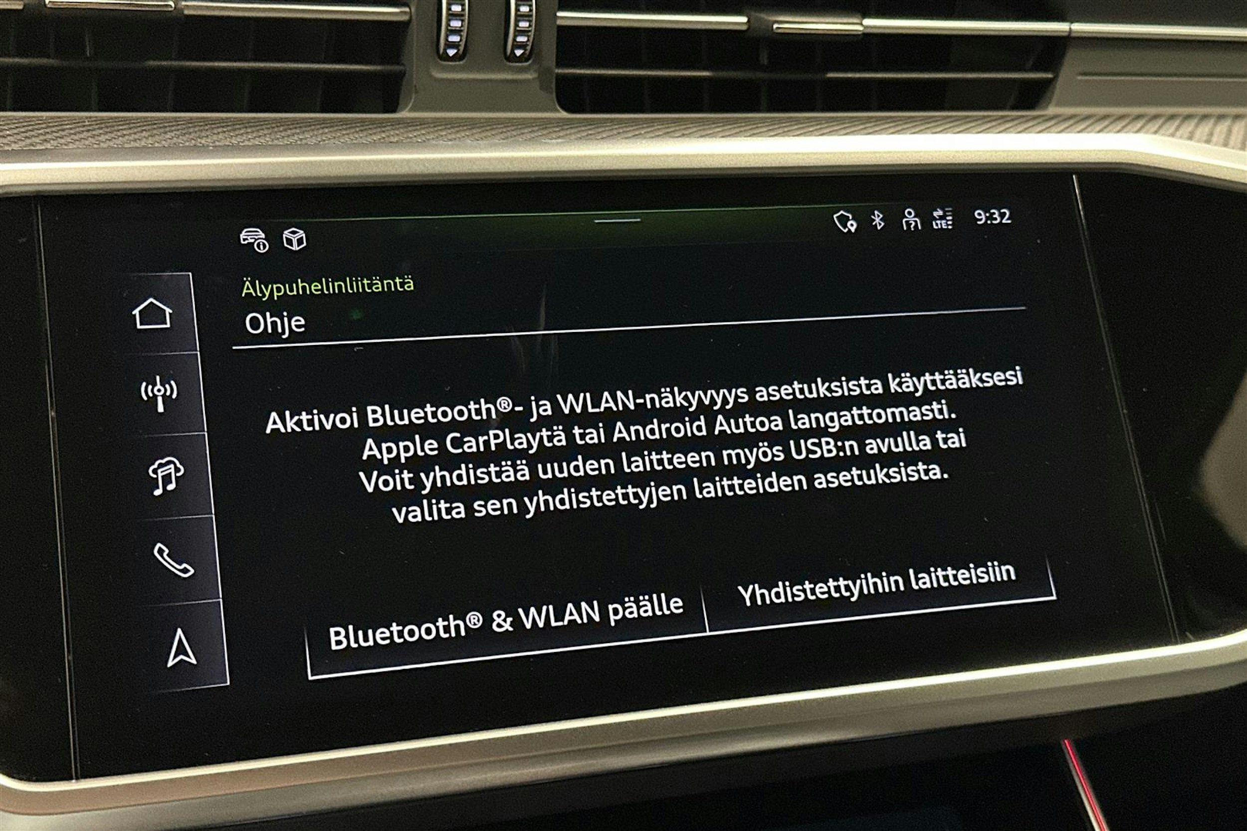 punainen Audi A6 2024 kuva 26.