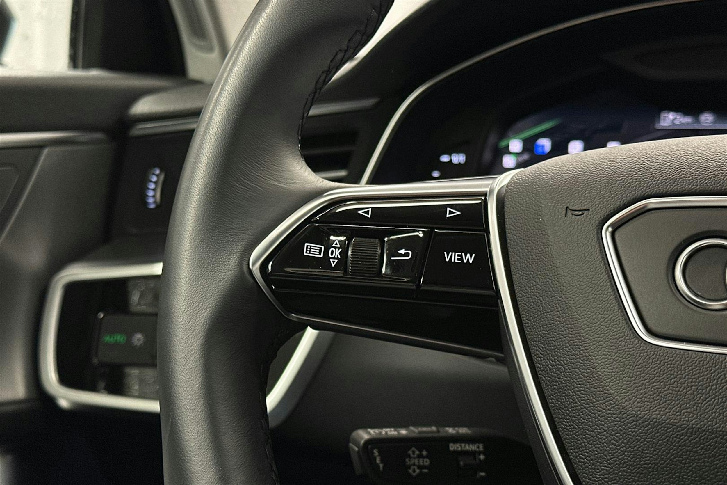 harmaa Audi A6 2024 kuva 17.