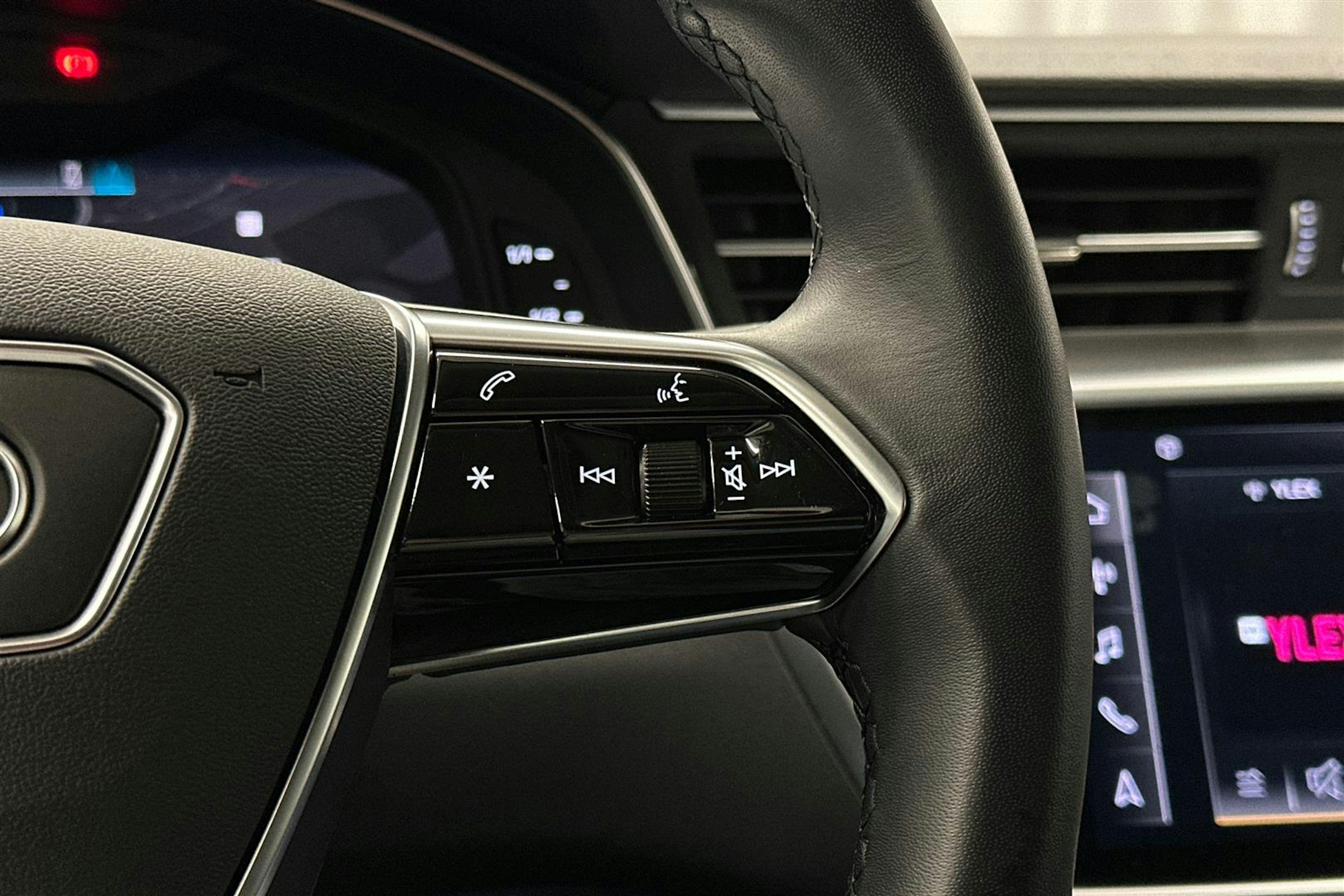 harmaa Audi A6 2024 kuva 18.