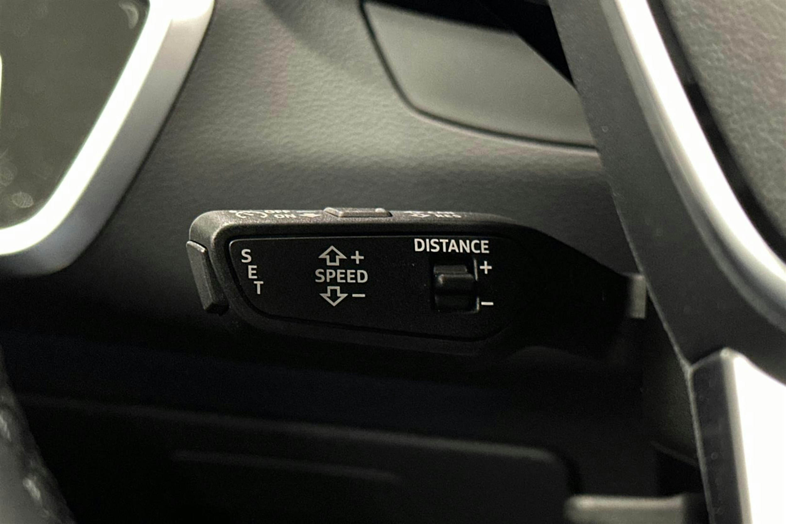 harmaa Audi A6 2024 kuva 19.