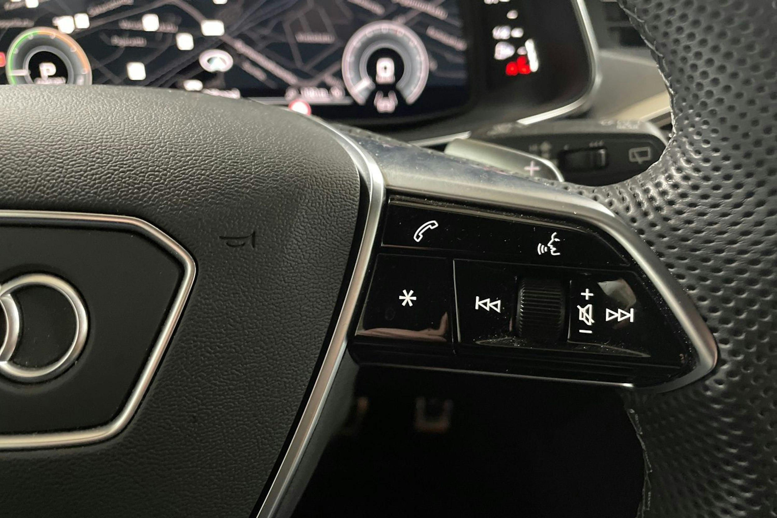 Harmaa Audi A6 2024 kuva 22.