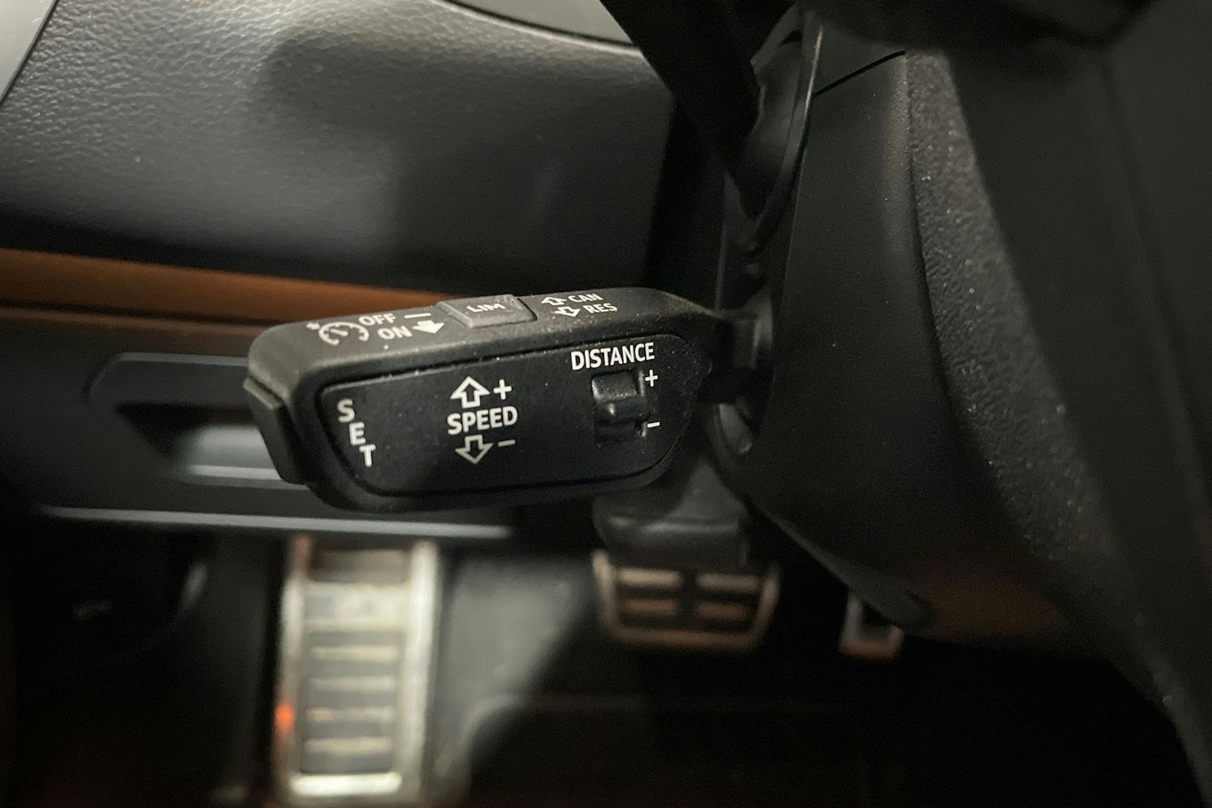 Harmaa Audi A6 2024 kuva 24.