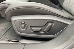 valkoinen Audi A6 2024 kuva 12.