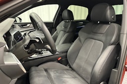 punainen Audi A6 2024 kuva 16.