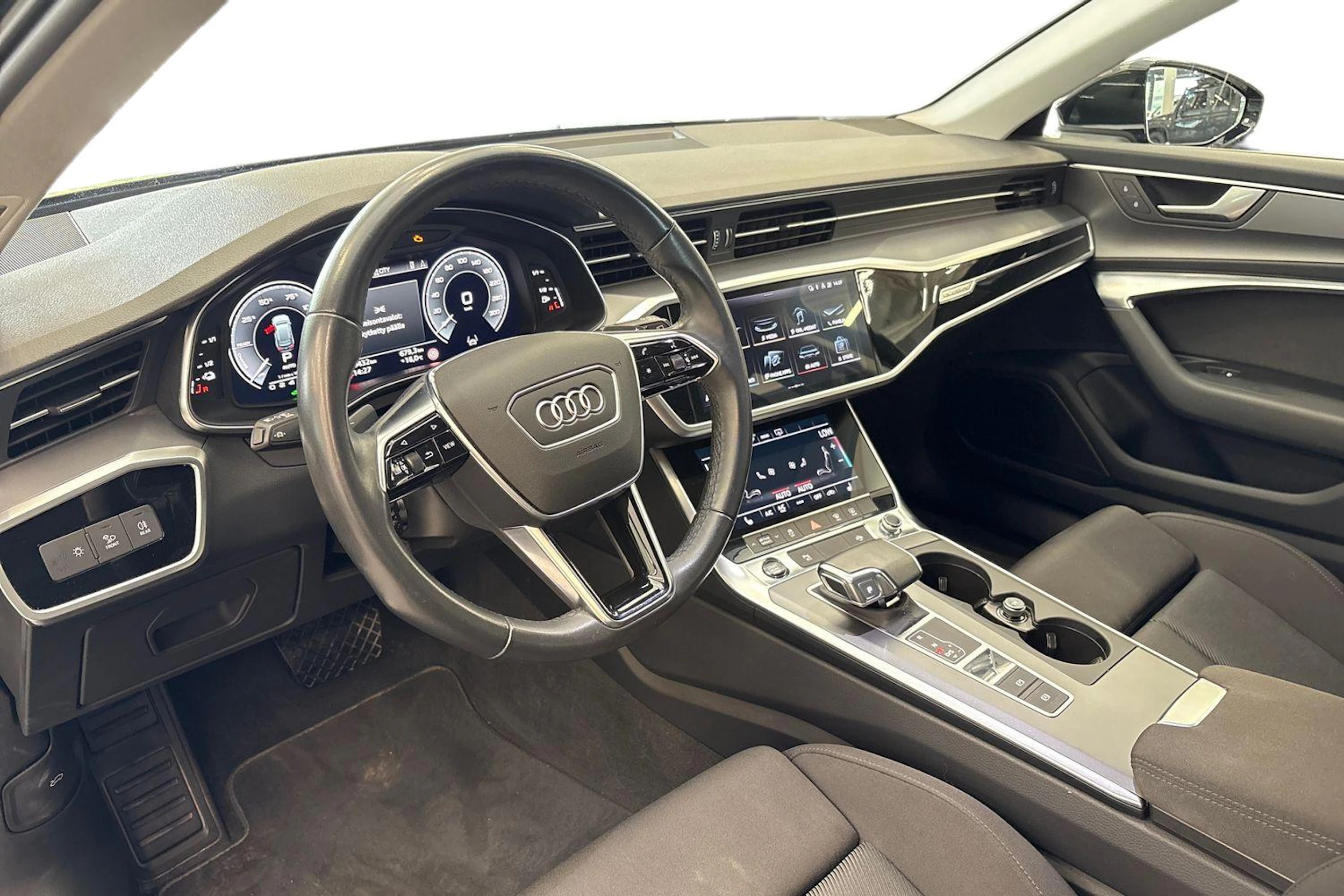 musta Audi A6 2024 kuva 6.