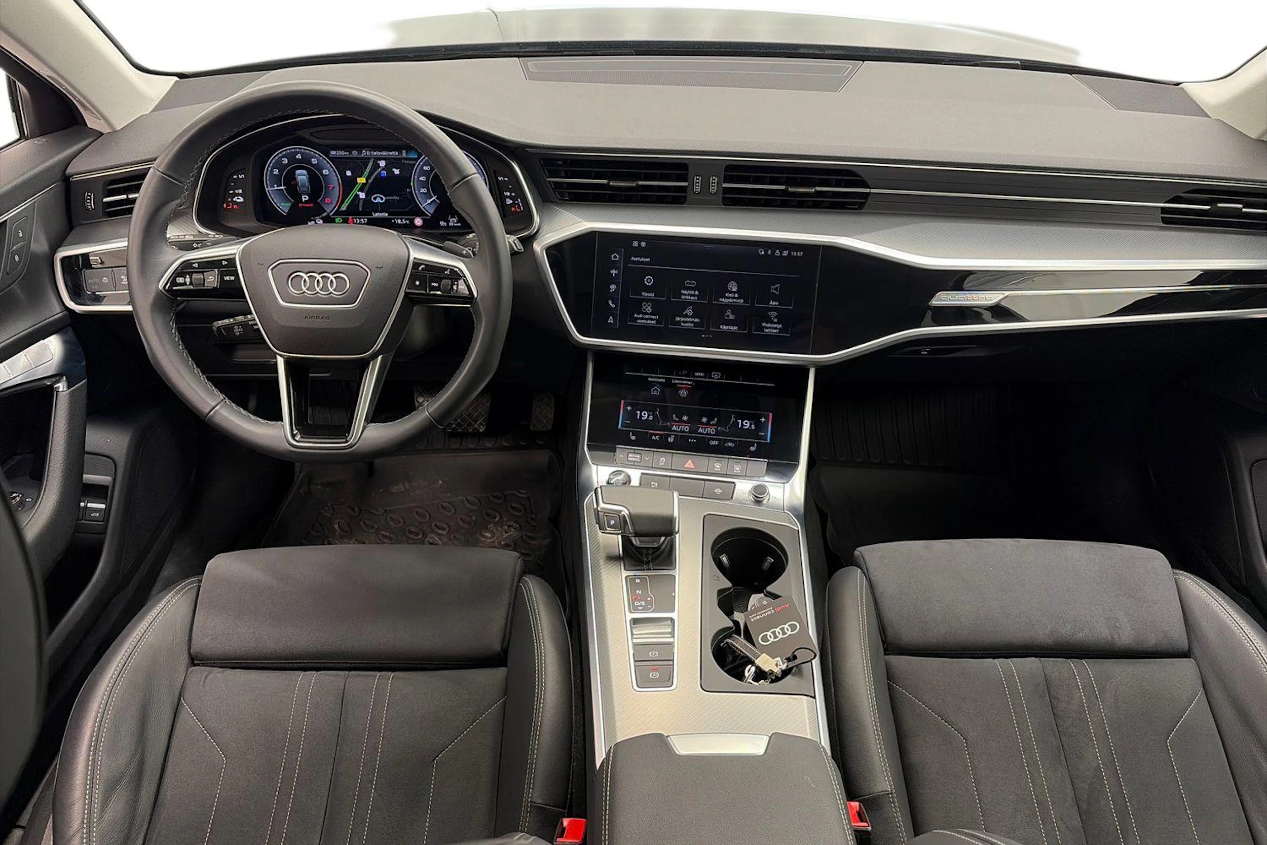 met. sininen Audi A6 2024 kuva 7.