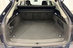 met. sininen Audi A6 2024 kuva 11.