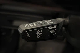 met. sininen Audi A6 2024 kuva 19.