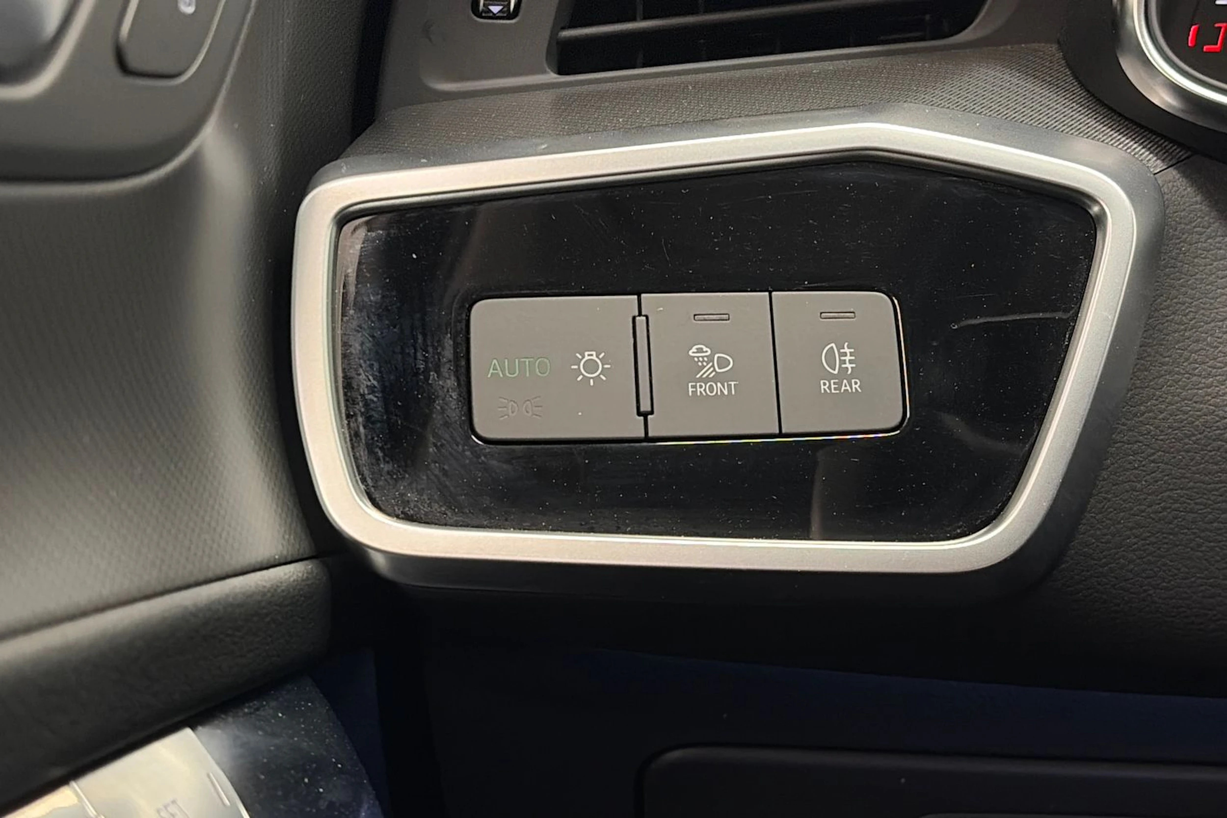 met. sininen Audi A6 2024 kuva 33.
