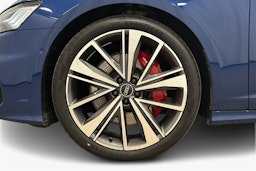 sininen Audi A6 2025 kuva 9.