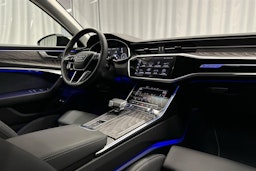punainen Audi A6 2025 kuva 7.
