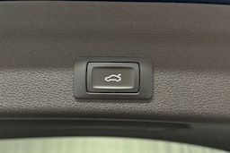 sininen Audi A6 2025 kuva 14.