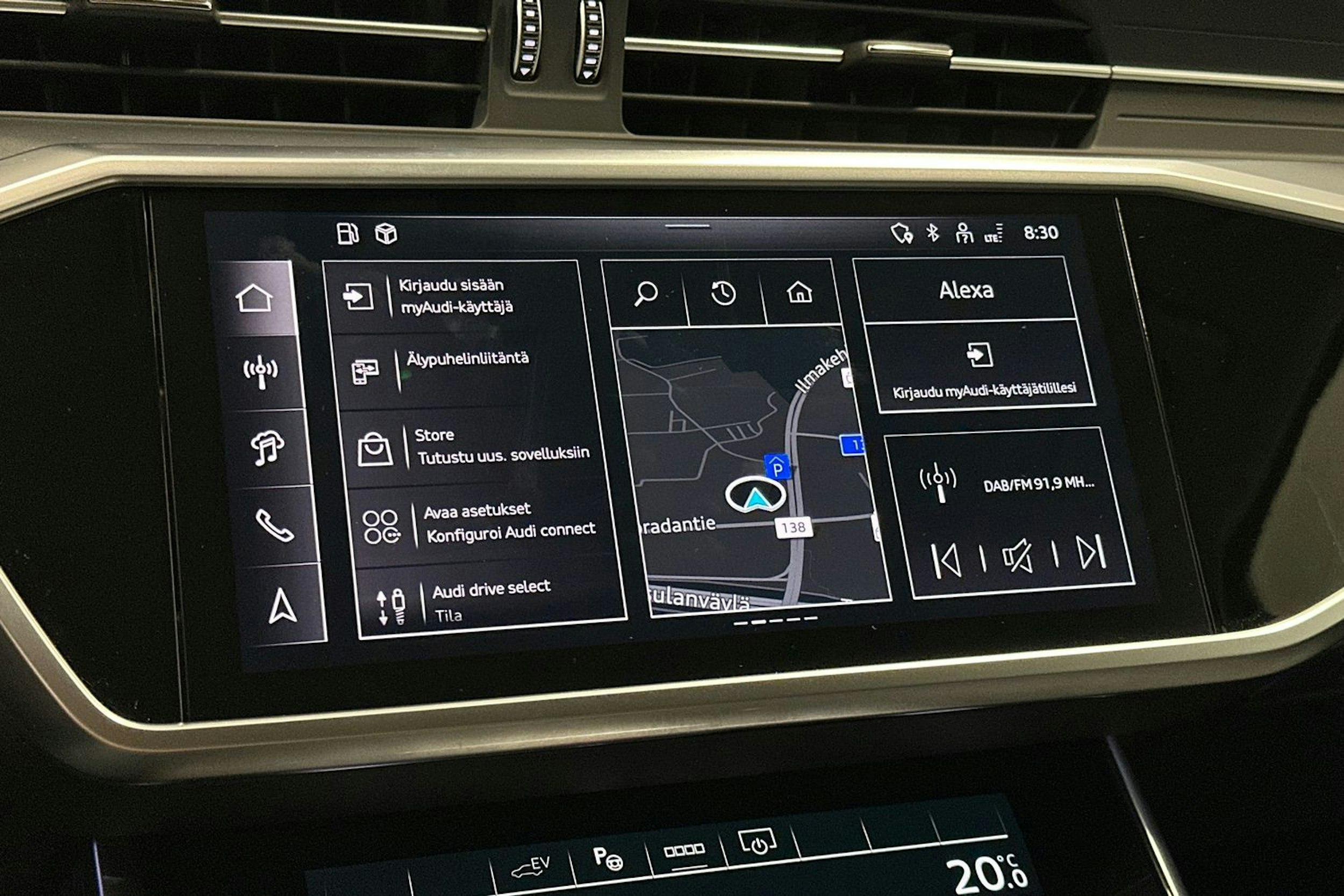 sininen Audi A6 2025 kuva 25.