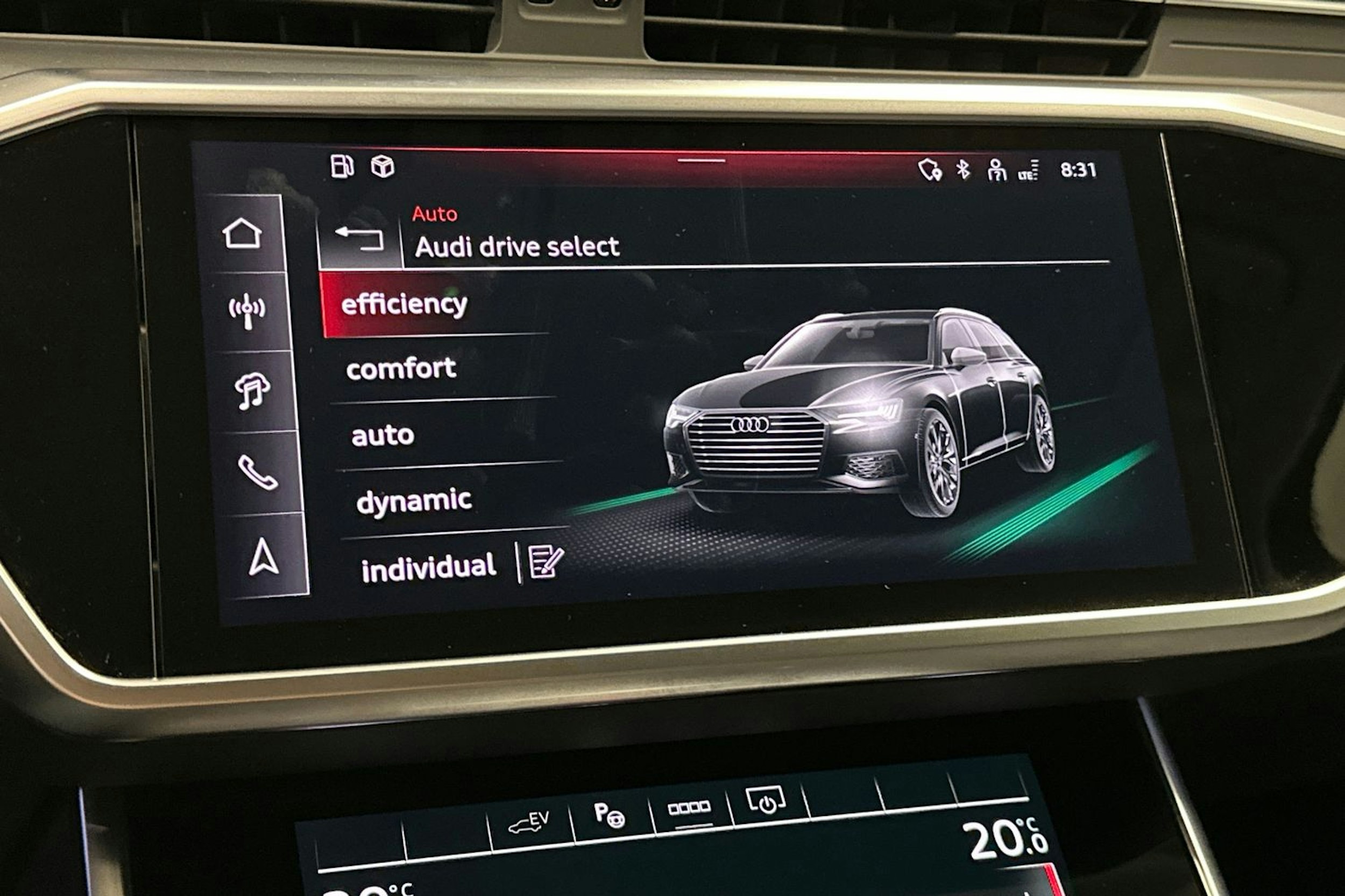 sininen Audi A6 2025 kuva 30.