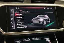 sininen Audi A6 2025 kuva 30.