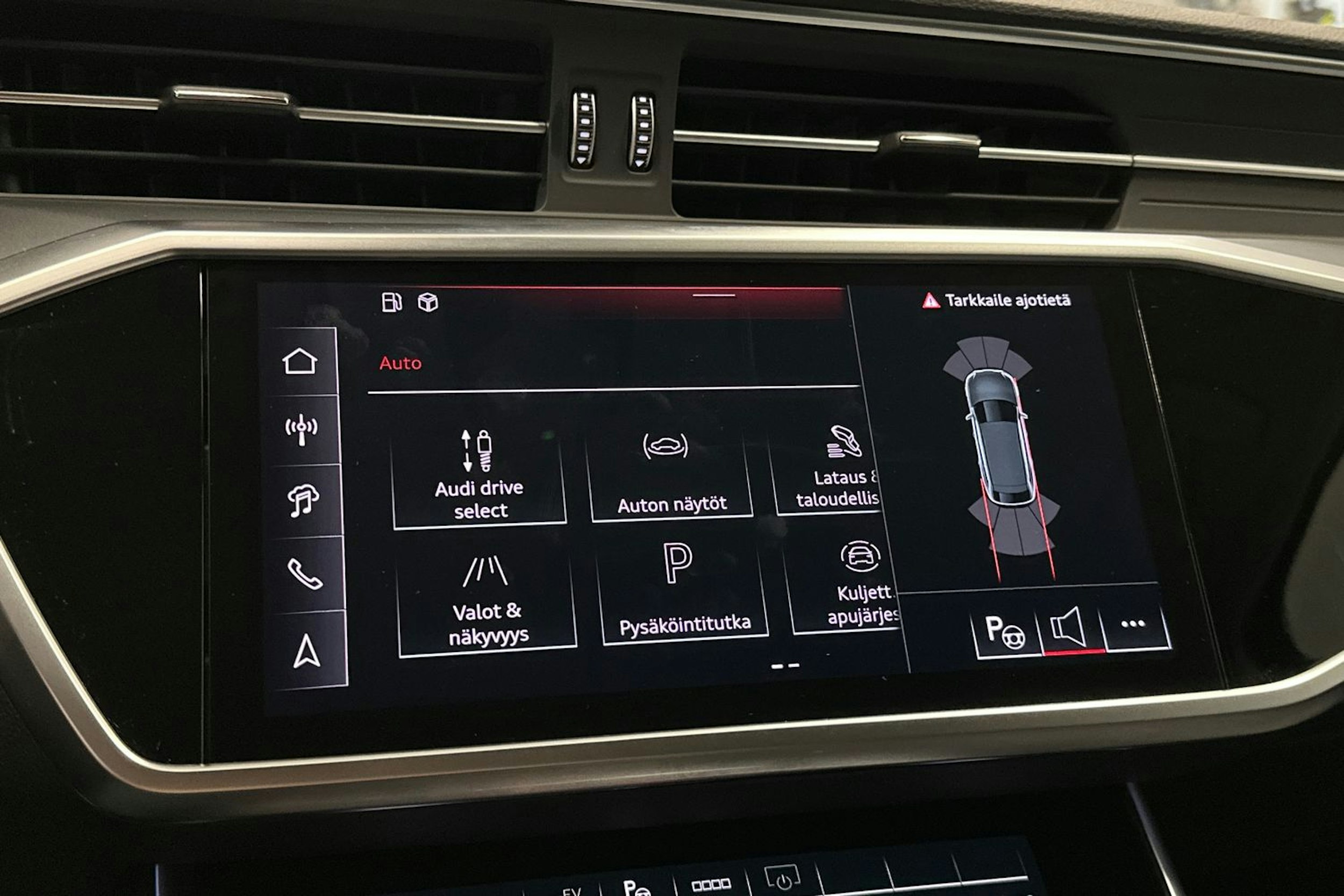 sininen Audi A6 2025 kuva 31.