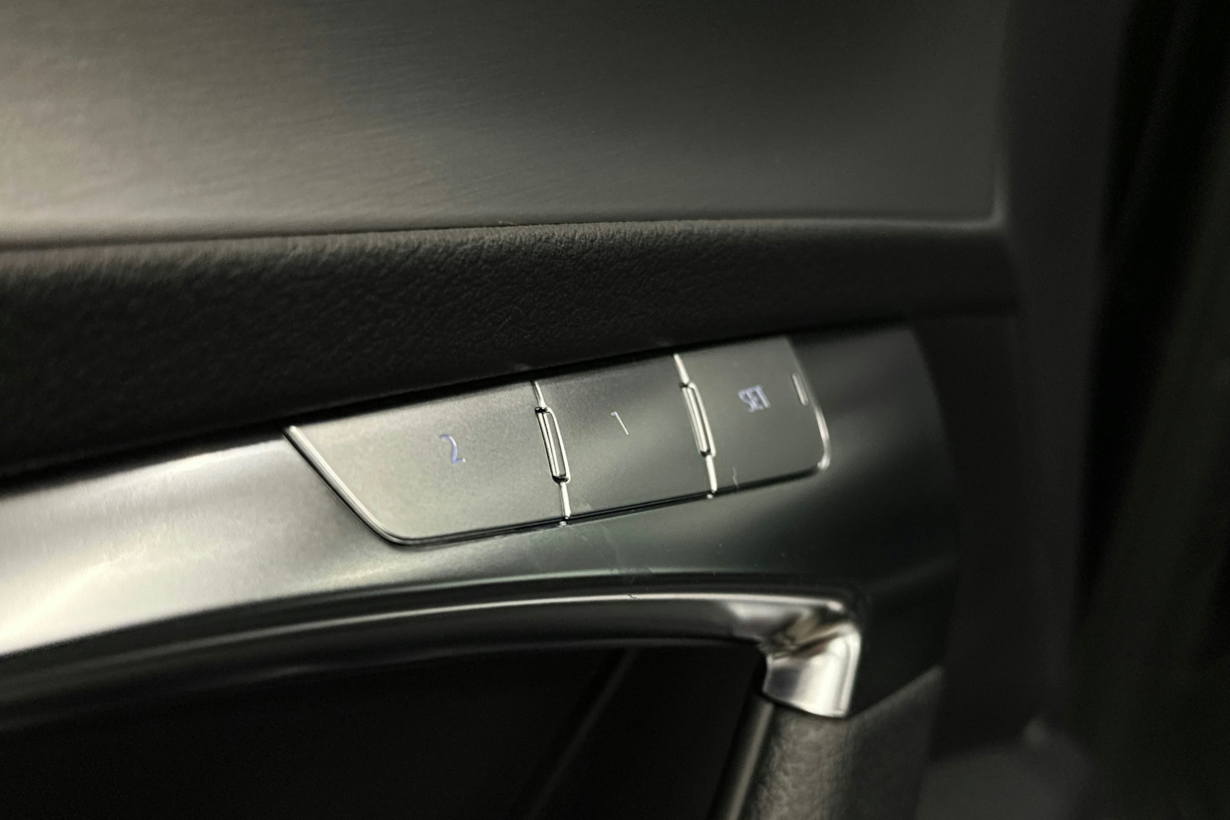 musta Audi A6 2025 kuva 17.