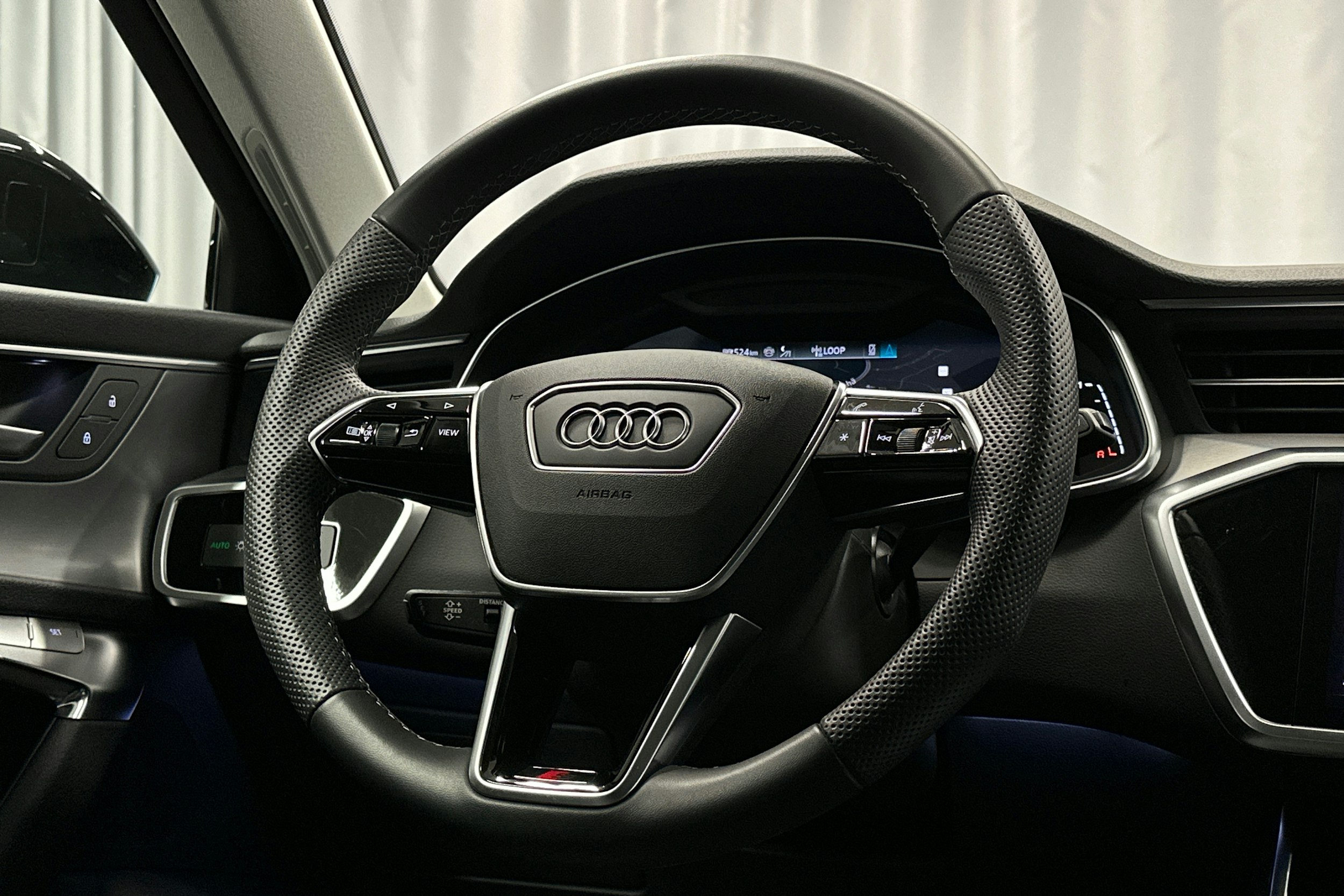 musta Audi A6 2025 kuva 20.