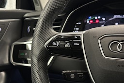 musta Audi A6 2025 kuva 21.