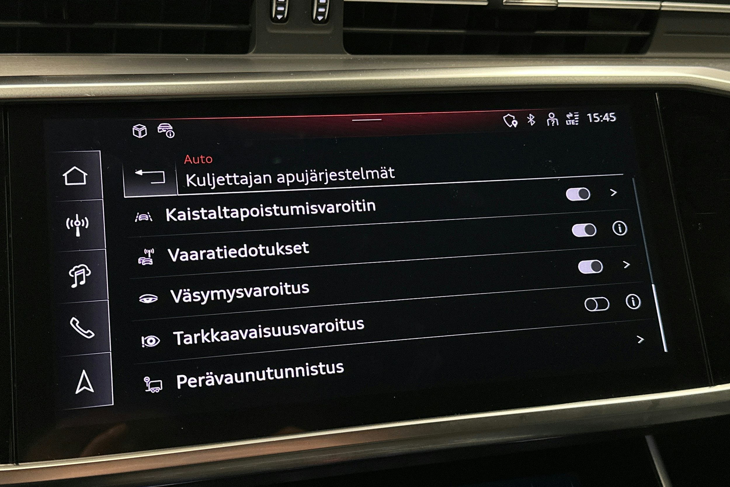 musta Audi A6 2025 kuva 31.